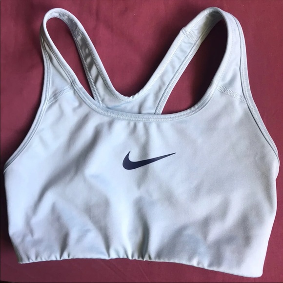 [ SOLD] Nike Sport Bra Bundle set of 3 - Picture 4 of 5